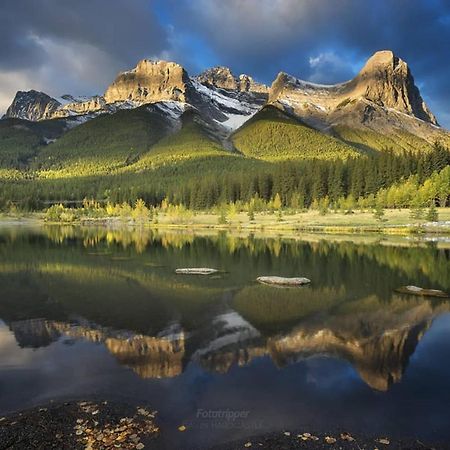 Beautiful Newly Reno 2Bdm 2 Bth Sleep Up To 6 Adults & Kids Mountain View Townhouse Suite Canmore Buitenkant foto