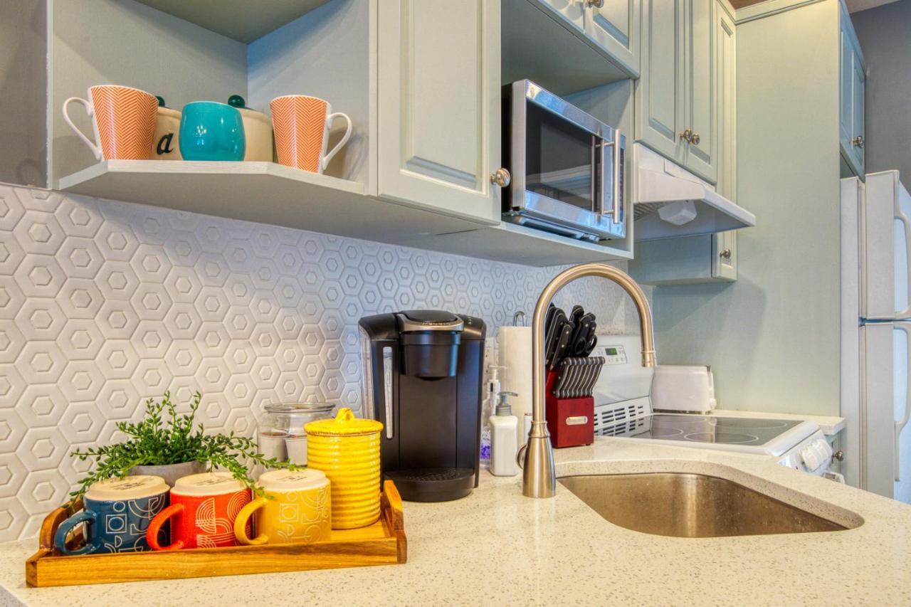 Beautiful Newly Reno 2Bdm 2 Bth Sleep Up To 6 Adults & Kids Mountain View Townhouse Suite Canmore Buitenkant foto