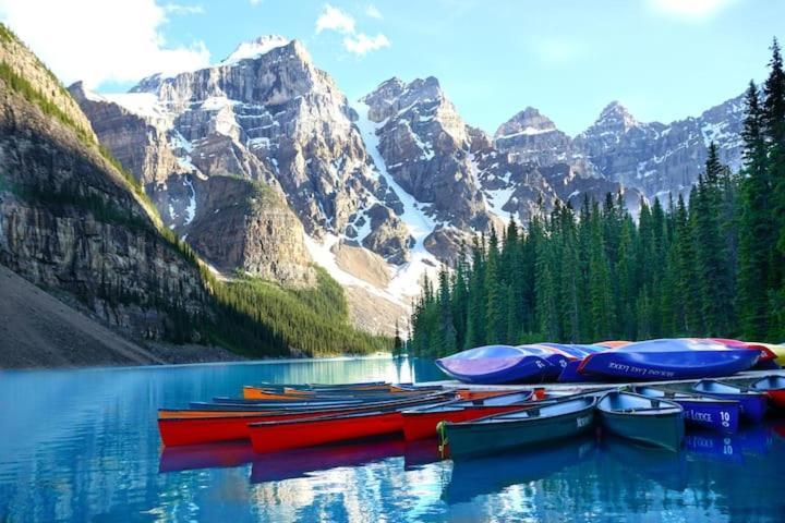 Beautiful Newly Reno 2Bdm 2 Bth Sleep Up To 6 Adults & Kids Mountain View Townhouse Suite Canmore Buitenkant foto